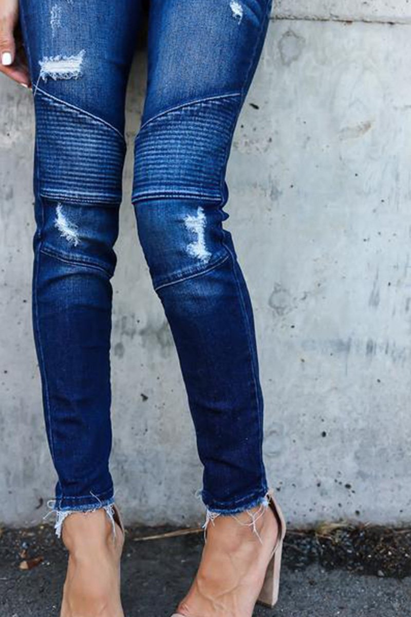 Pleated Pencil Jeans